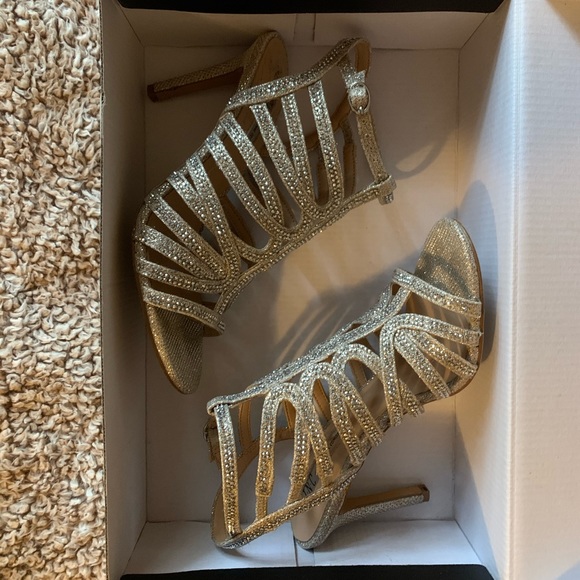 I•N•C International Concepts heels - Picture 4 of 6